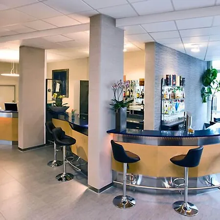 Bonjour Hotel Stuttgart-Gerlingen גרלינגן