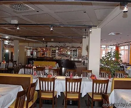 מלון Bonjour Tagungshotel Stuttgart-gerlingen 3*