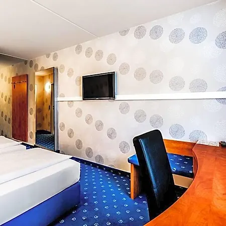 ホテル Bonjour Stuttgart-gerlingen 3*
