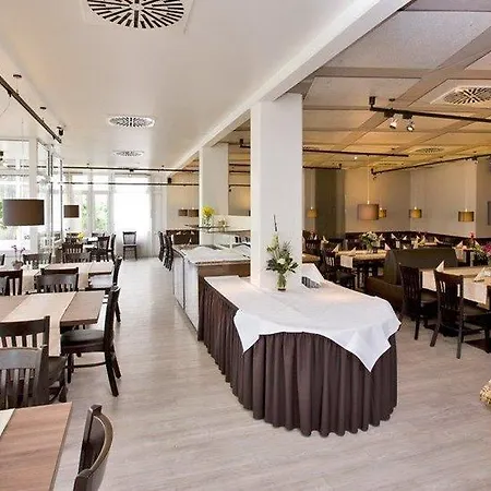 מלון Bonjour Tagungshotel Stuttgart-gerlingen גרלינגן