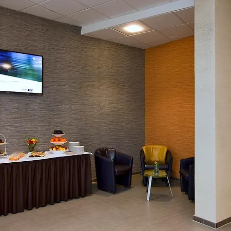 Bonjour Tagungshotel Stuttgart-gerlingen מלון