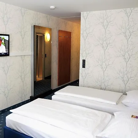 Bonjour Tagungshotel Stuttgart-gerlingen 3* גרלינגן